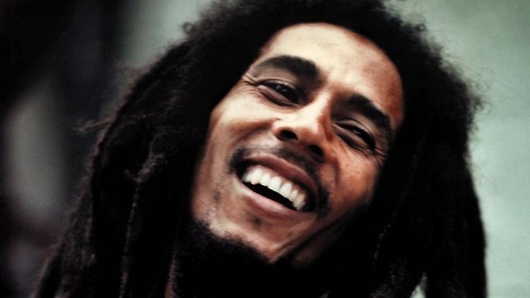 Bob Marley machte Reggae weltweit bekannt und berührte mit seinen Songs Millionen.