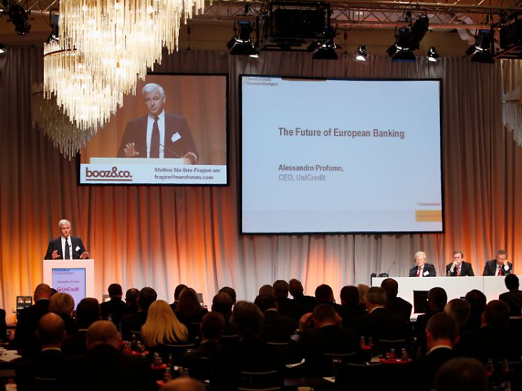 Exklusive Atmosphäre: Alessandro Profumo sprach zum Auftakt zur "Zukunft des europäischen Bankwesens" - aus der Sicht der italienischen Großbank Unicredit.
