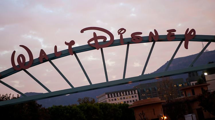 Auch in den Disney-Freizeitparks ist mehr los. 