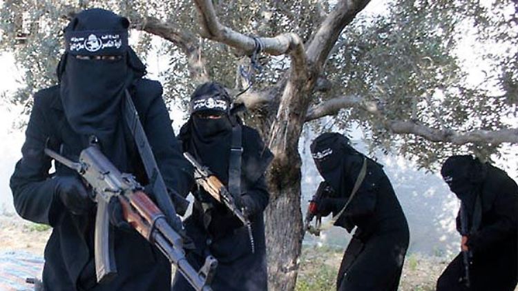 Immer mehr Frauen schließen sich dem Islamischen Staat an.