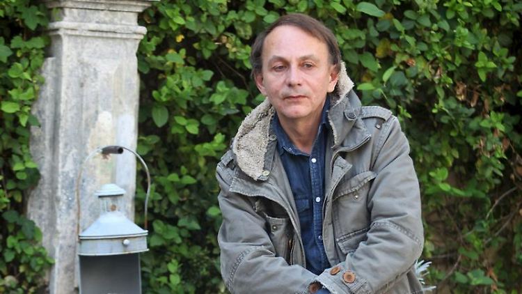 Michel Houellebecq verlässt Paris.