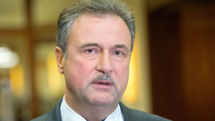 GDL-Chef Weselsky trommelt wieder für sein Anliegen.
