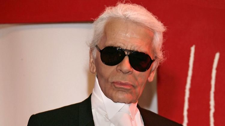 Der neue "Textil-Diskont"? Karl Lagerfeld.