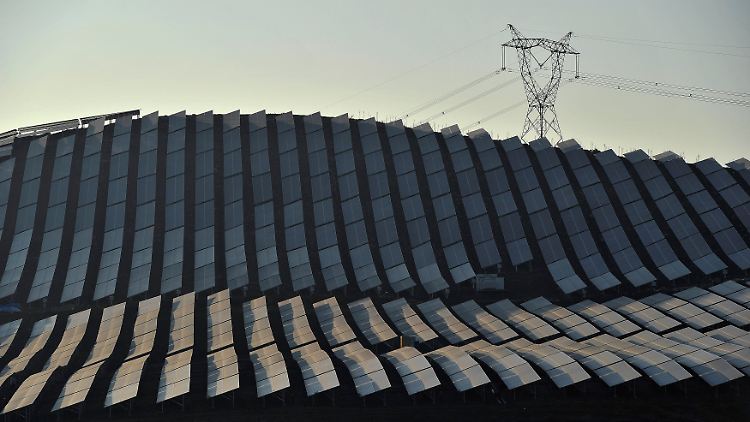 Die Fläche, die Apple mit Solarzellen betsücken will, entspricht einem Quadrat mit rund 2,2 Kilometern Kantenlänge.