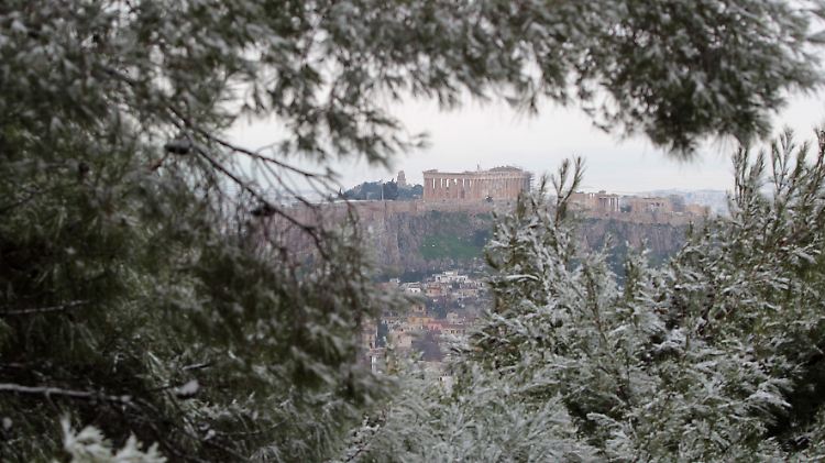 Schnee in Athen.
