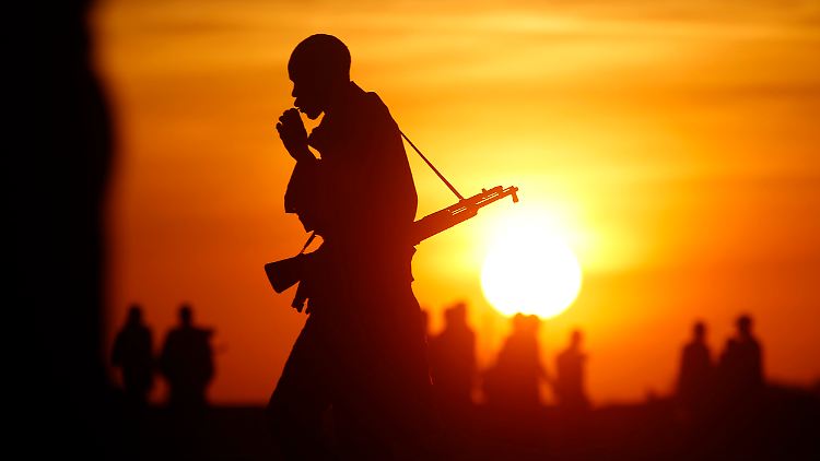 Eigentlich kämpfen Regierungstruppen im Sudan gegen Rebellen - doch in der fraglichen Stadt sollen sich zur Tatzeit keine Aufständischen befunden haben.