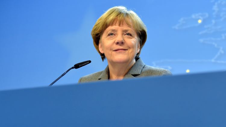 "Ist ja morgen noch ein Arbeitstag": Nach den Verhandlungen mit Putin und den Griechen will sich Merkel wieder um die deutsche Innenpolitik "kümmern".