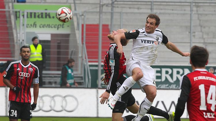 Der Ball war zwischen Ingolstadt und Sandhausen 90 Minuten lang hart umkämpft.