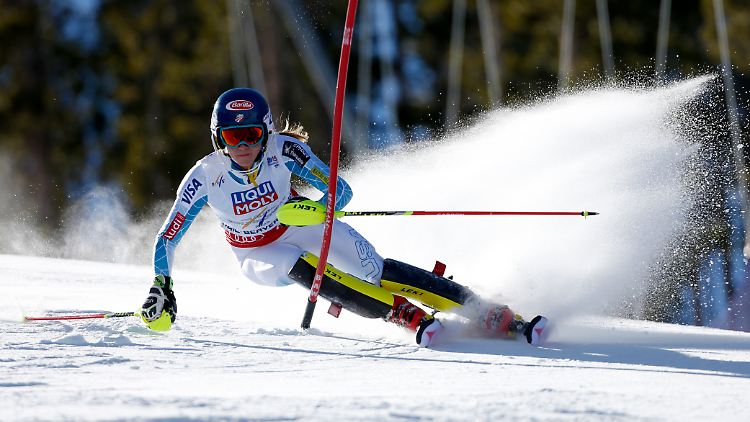 Mikaela Shiffrin untermauerte im ersten Durchgang ihren Ruf als Slalom-Spezialistin eindrucksvoll.