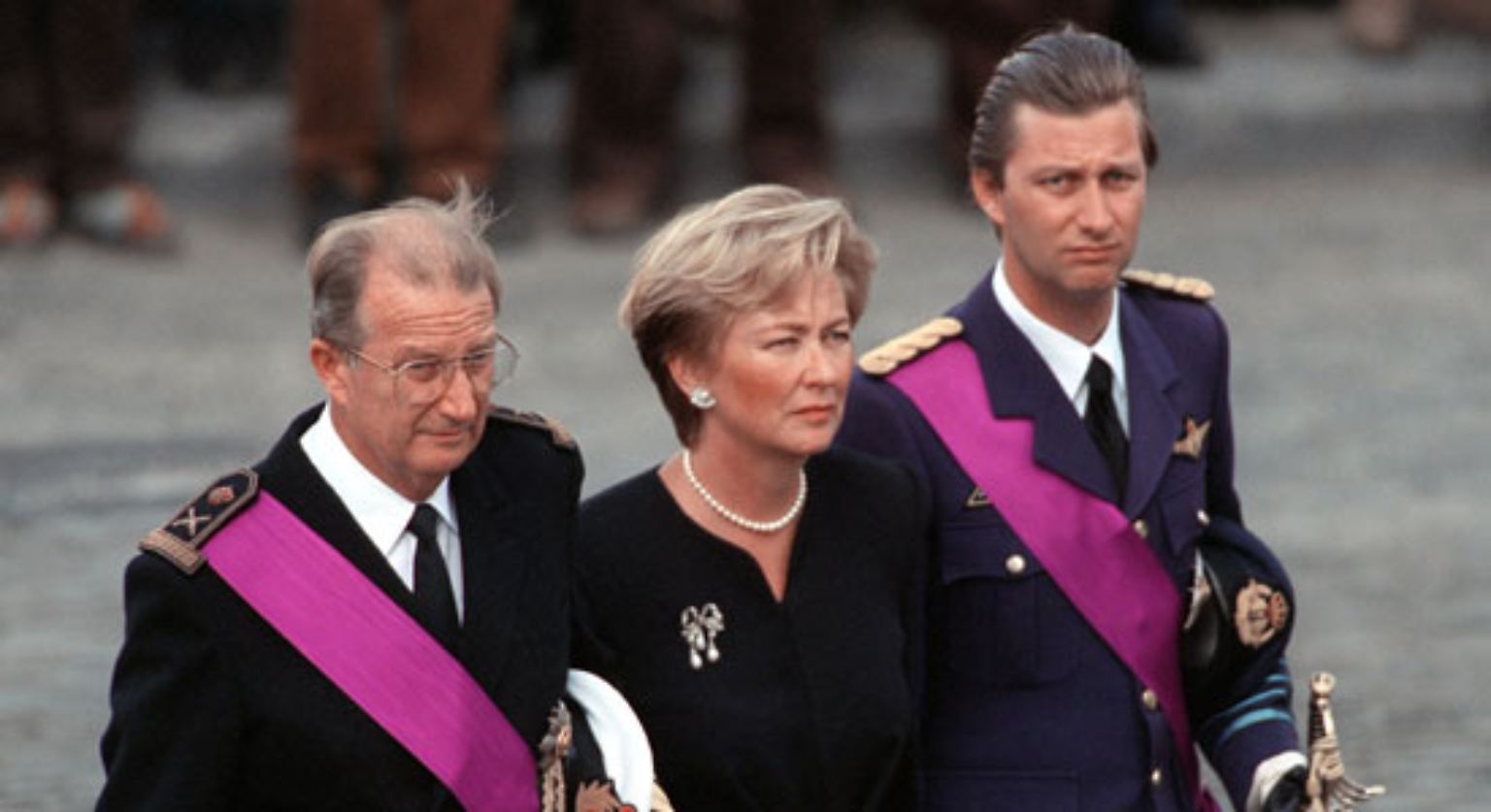Er kam überraschend auf den Thron und könnte seine Funktion auf ungewöhnliche Weise wieder verlieren: Albert II. feiert am 9. August 2008 sein 15-jähriges Jubiläum als König der Belgier.