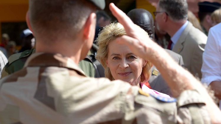 Verteidigungsministerin Ursula von der Leyen muss die deutsche Sicherheitspolitik auf neue Umstände anpassen.