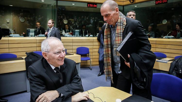 Das Bild trügt: In Brüssel sind Schäuble und Varoufakis Gegner.