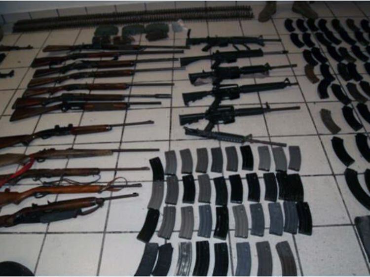 Die Sicherheitskräfte haben in den vergangenen drei Jahren mehr als 50.000 Schusswaffen, 4000 Handgranaten und 6 Millionen Schuss Munition beschlagnahmt.