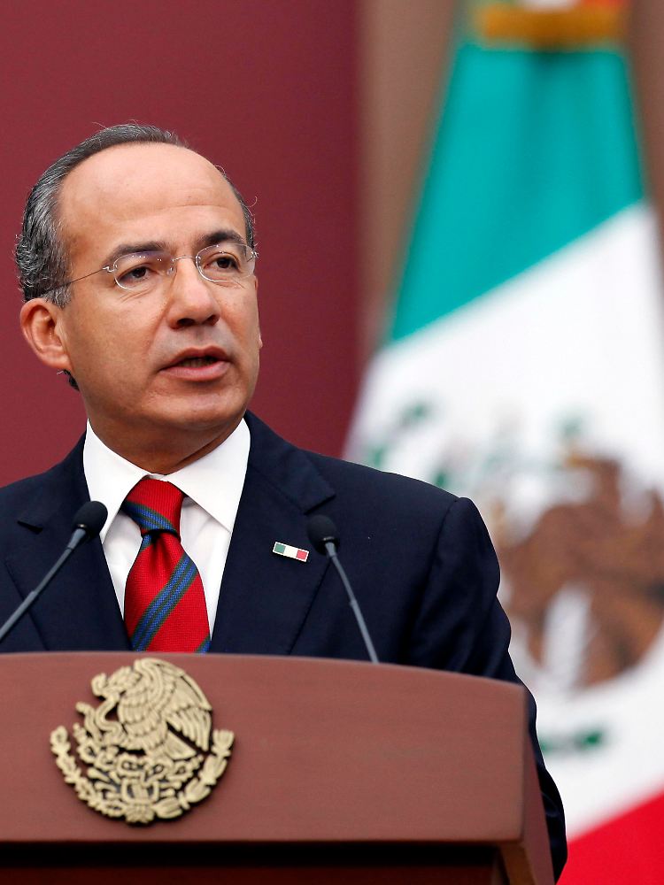Calderón setzt auf eine Politik der Stärke.