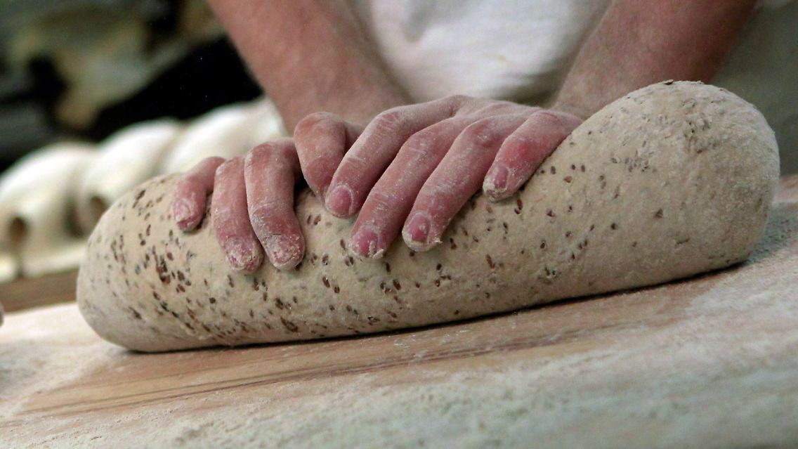 Wettbewerbsfähigstes Land in der Eurozone, Wachstum 2010 von über drei Prozent: Deutschlands Wirtschaft mausert sich und backt wieder größere Brötchen.