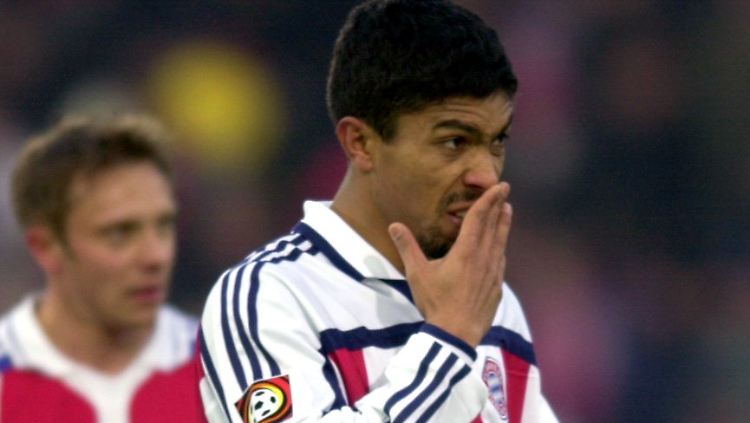 Die Bayern haben keine guten Erinnerungen an den "Bayern-Killer" Breitenreiter (hinten). Zwei (!!!) Tore hat der Paderborn-Trainer in seiner aktiven Zeit gegen den Rekordmeister erzielt.