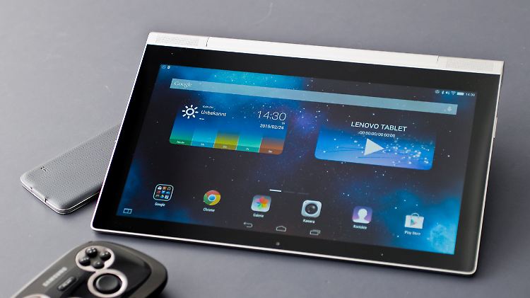 Ein Tablet mit Beamer und Klappständer: Das ist das Yoga Tablet 2 Pro. 