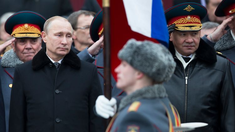 Wladimir Putin bei einer Parade zum Vaterlandstag am 23. Februar.