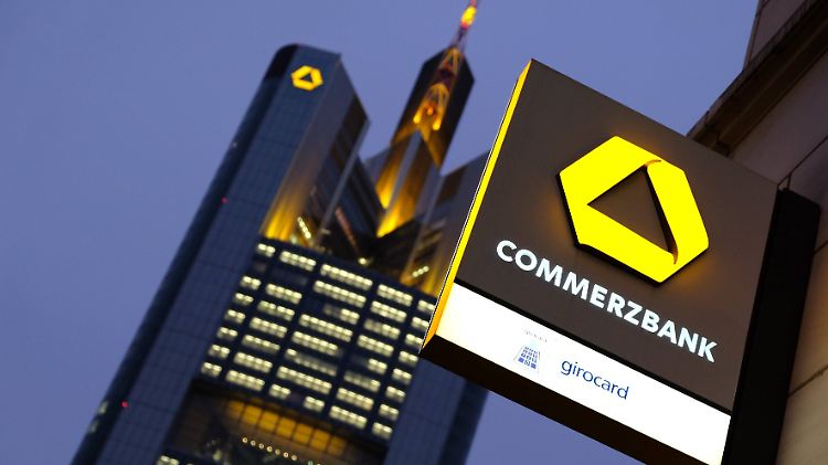 Altkunden mit Briefkastenfirmen betreut.