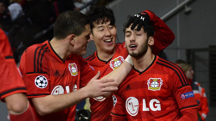 Hakan Calhanoglu schoss Leverkusen mit einem feinen Tor zum Heimsieg gegen Atletico.