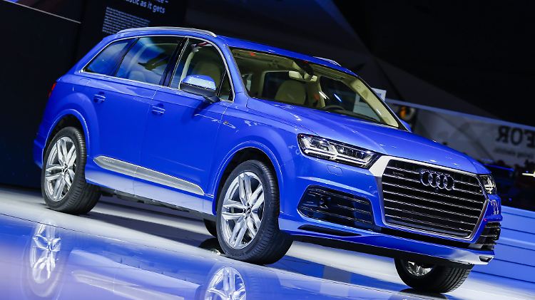 Mit herkömmlicher Befeuerung präsentierte sich der Q7 in detroit. In Genf wird er als E-Tron zum Leisetreter.