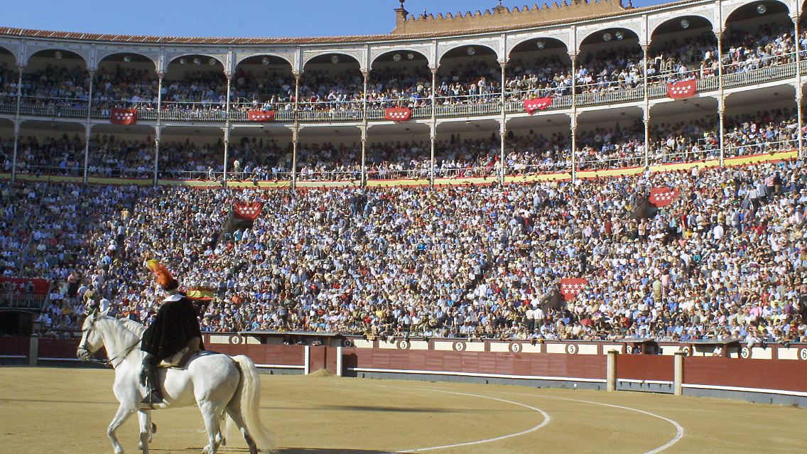 ... wird öfter jemandem schwindelig. Die Arena Las Ventas in Madrid gilt als wichtigster Schauplatz für Stierkämpfe weltweit - und ist der zweitgrößte.