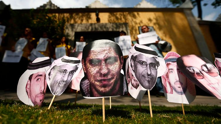 Eine Aktion von Amnesty International vor der saudischen Botschaft in Mexiko City. Die weltweite Anteilnahme ist groß, zeigt bisher allerdings keine Wirkung.