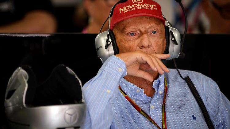 Niki Lauda schürt die Hoffnung auf einen Formel-1-Titelkampf, in dem nicht nur die Silberpfeile mitmischen.