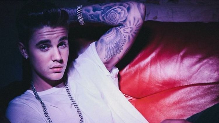 Justin Bieber lässt sich bald vor Kameras verbal auseinandernehmen. Als einen seiner Henker wünscht er sich Seth Rogen.