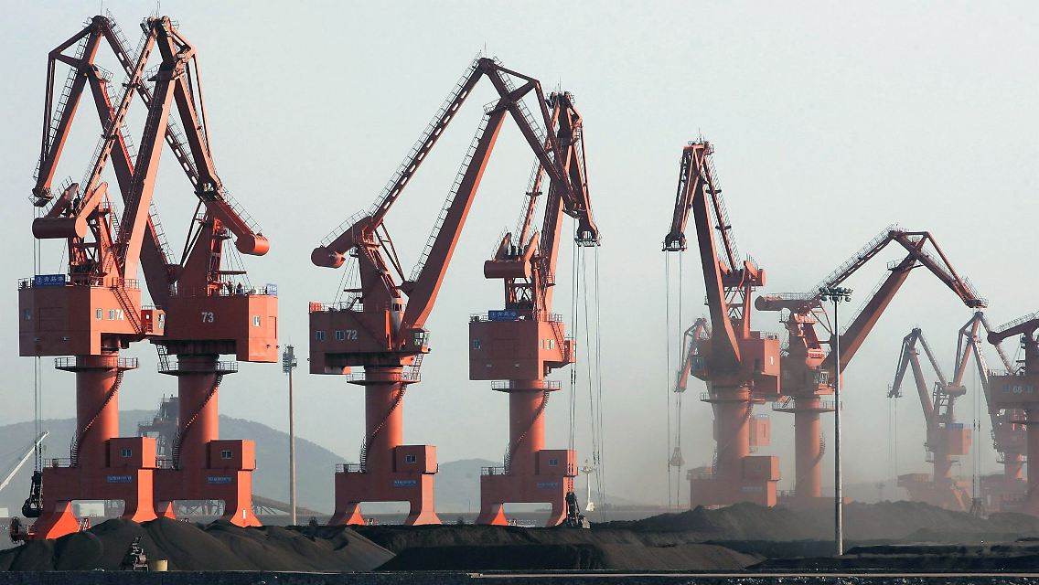Damit Chinas Wirtschaftsboom nicht verhungert: Peking investiert in Rohstoffe.