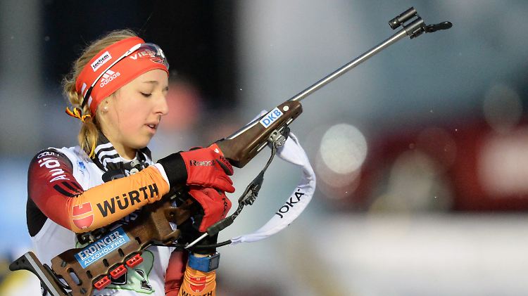 Franziska Preuß muss nachladen.