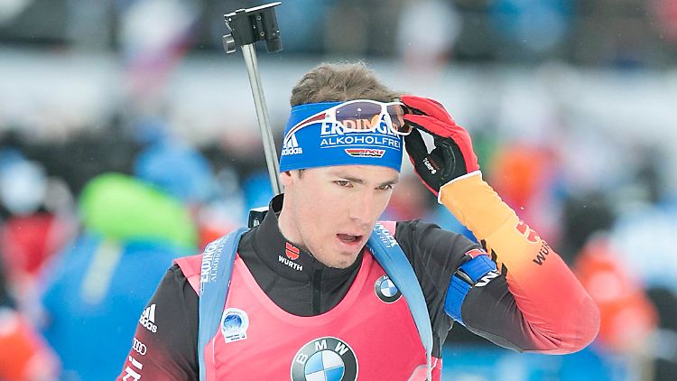 Simon Schempp erlebte ein Sprintrennen zum Vergessen - und muss nun in der Verfolgung zuschauen.