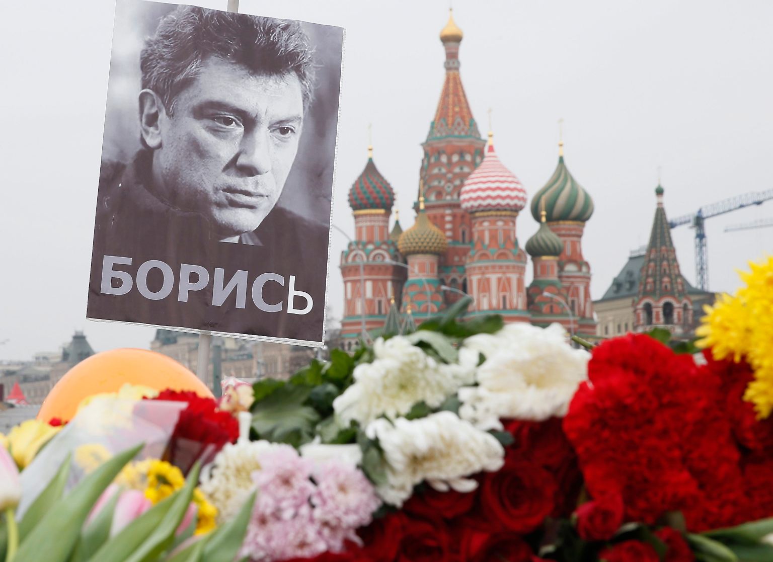 Es ist wieder ein trauriger Jahrestag: Vor genau zehn Jahren stirbt der russische Politiker Boris Nemzow nach einem Anschlag in Moskau.