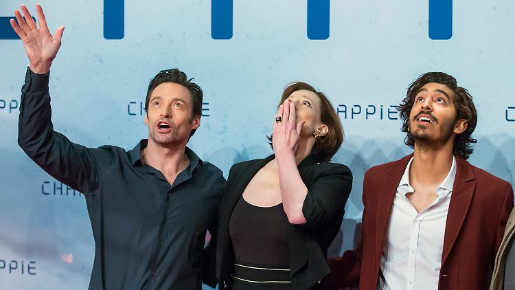 Hugh Jackman, Sigourney Weaver, Dev Patel: "Chappie" ist dennoch kein Kassenschlager.