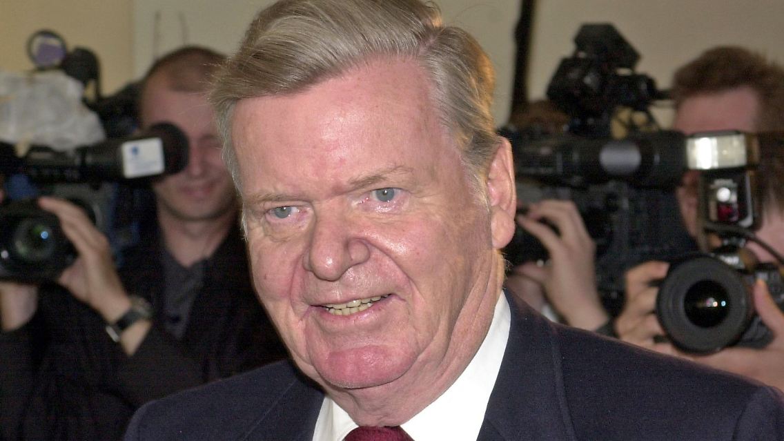 Eberhard von Brauchitsch im Jahr 2000 vor dem Parteispenden-Untersuchungsausschuss.