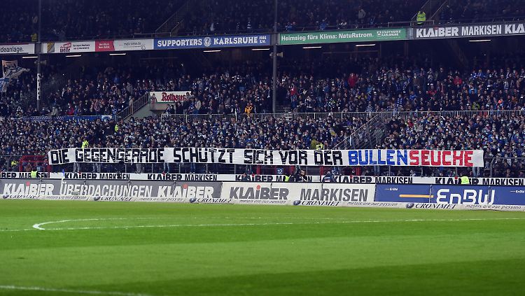 Transparante wie dieses bekommen die Akteure von RB Leipzig häufig zu sehen.