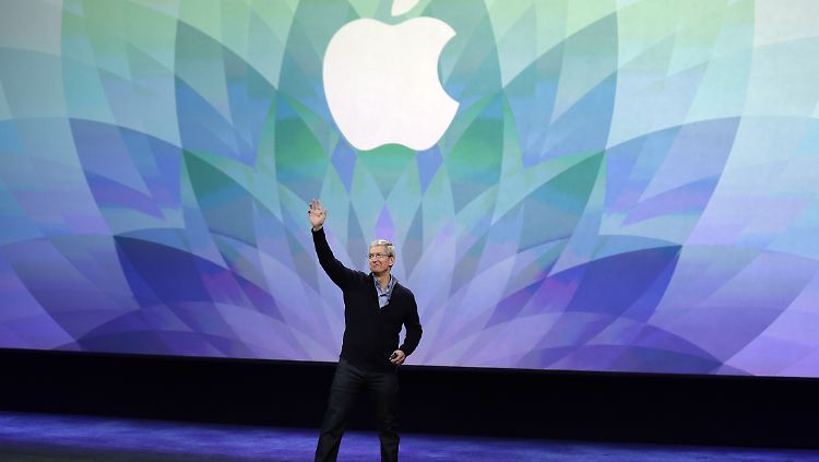 Tim Cook bei der Präsentation der Apple-Uhr.