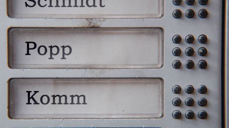 Den neuen Namen darf man sich normalerweise selbst aussuchen. 