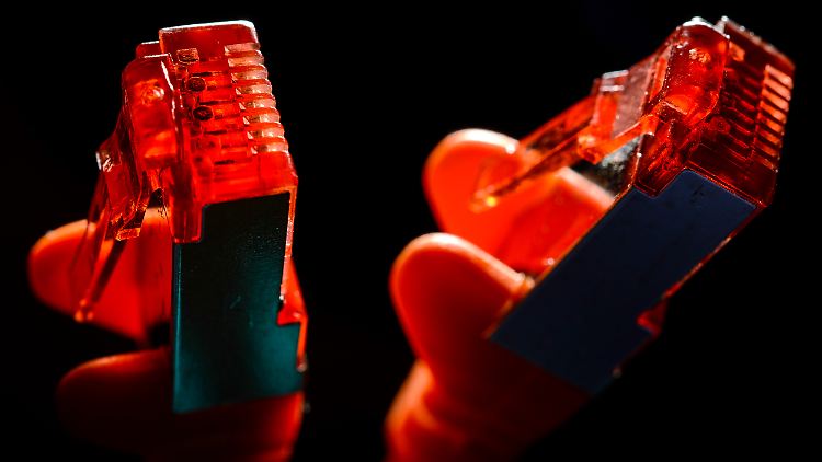 Kunden von Apple und Microsoft surfen mit neuen Patches wieder sicher.