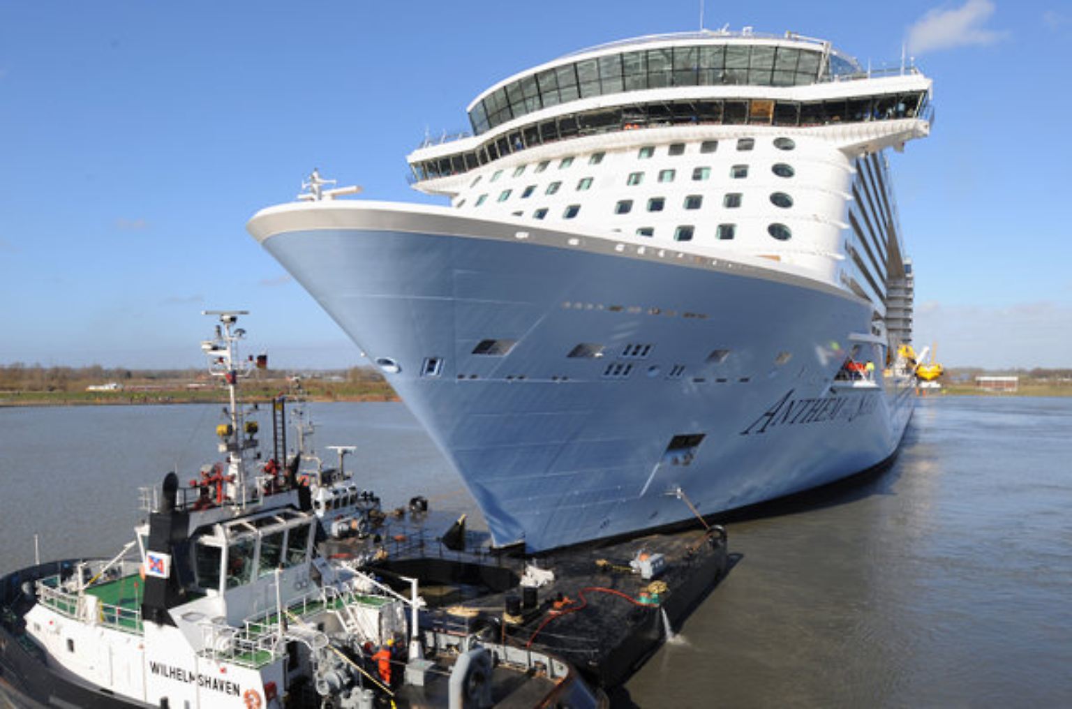 348 Meter lang, 41 Meter breit, 4188 Passagiere - die "Anthem of the Seas" ist ein Kreuzfahrtschiff der Superlative.