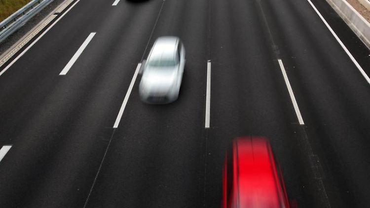 Die EU-Kommission zweifelt die Rechtmäßigkeit der Maut an.