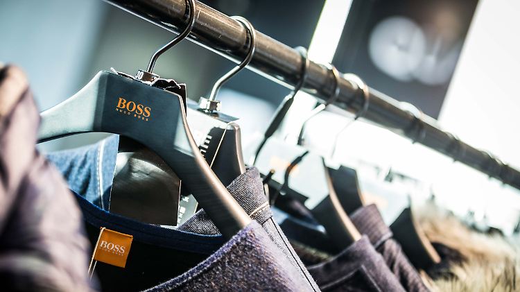 Bisher hatte Boss ein Umsatzziel von drei Milliarden Euro für 2015 angepeilt.