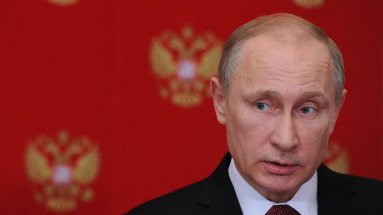 Wladimir Putin bei einer Pressekonferenz mit Matteo Renzi. Es war der letzte Termin mit Putin, bei dem Journalisten zugelassen waren.