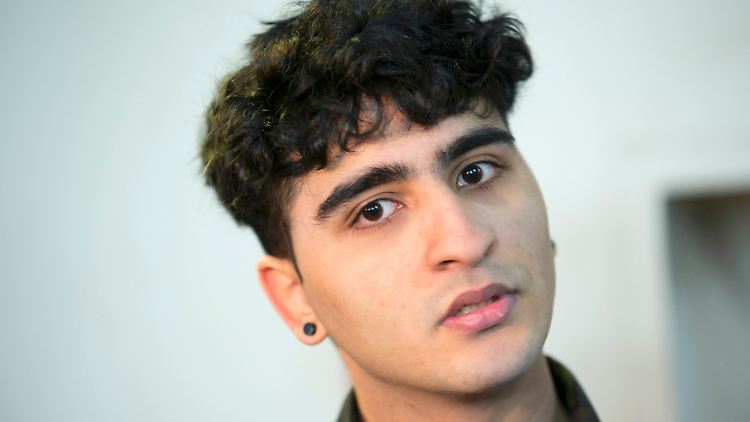 Schon in der Pubertät bekannte sich Nasser zu seiner Homosexualität. Die Familie des Libanesen konnte das nicht verstehen.