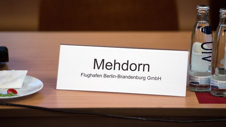Hartmut Mehdorn ist beim BER nun Geschichte.