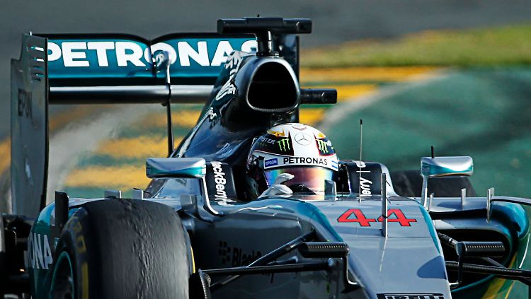 Vorneweg: Weltmeister Lewis Hamilton.