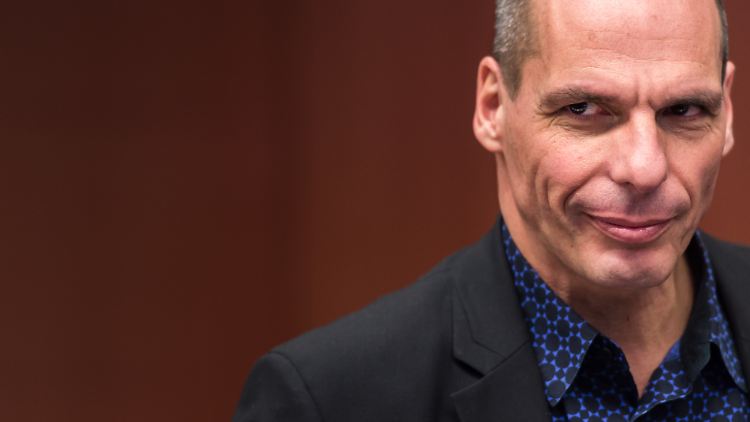 Yanis Varoufakis sagt, das Video mit dem Stinkefinger sei eine Fälschung.