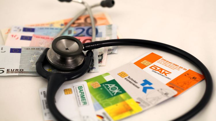 Die Kosten in der gesetzlichen Krankenversicherung sind im vergangenen Jahr um 10,88 Milliarden Euro gestiegen.