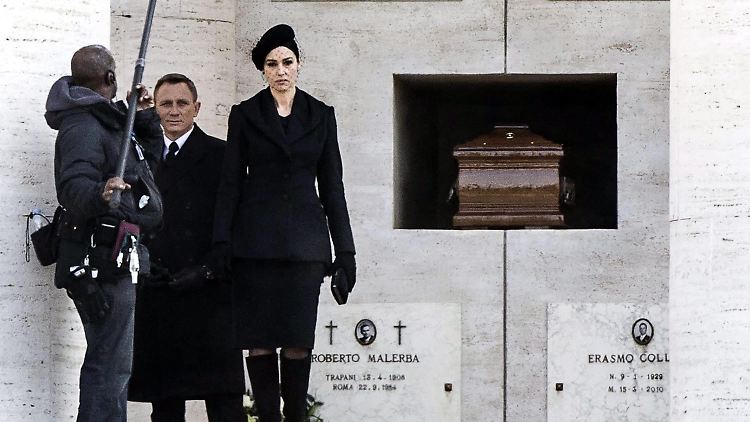 Die letzten Dreharbeiten zu "Spectre" laufen.