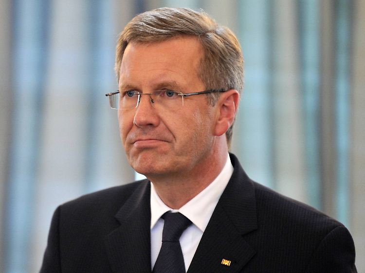 Bundespräsident Christian Wulff begrüßt die Bitte von Bundesbankvorstand Thilo Sarrazin nach seiner Entlassung.
